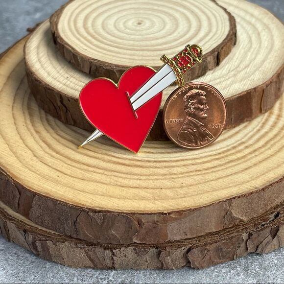 Dagger Through Heart Enamel Pin/ Brooch Lapel - Picture 3 of 6